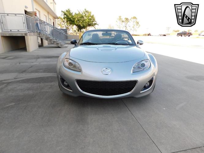 2011 mazda miata in o'fallon, illinois