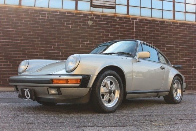 beautiful 1984 porsche 911 carrera coupe, only 75,560 miles, just serviced