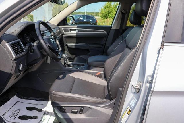 2018 volkswagen atlas 3.6l se w/technology