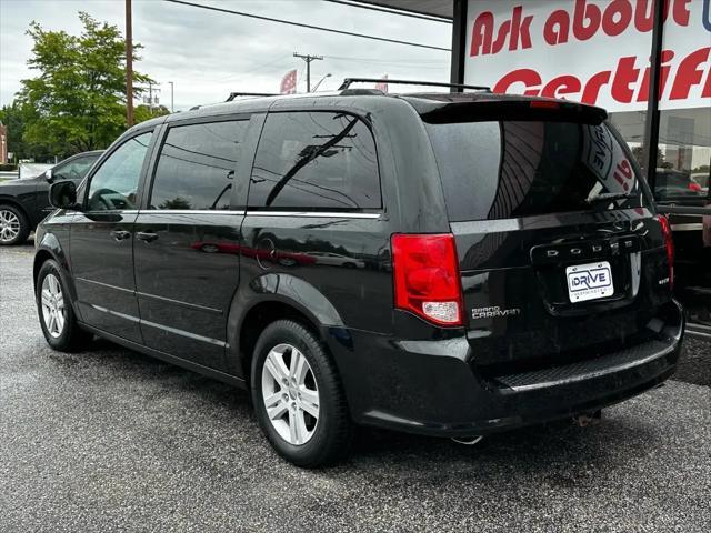 2013 dodge grand caravan crew