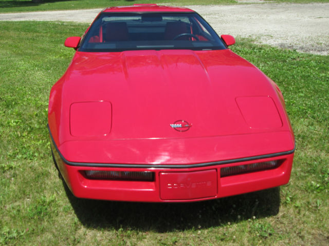 1986 chevrolet corvette coupe -- one owner with only 753 actual miles