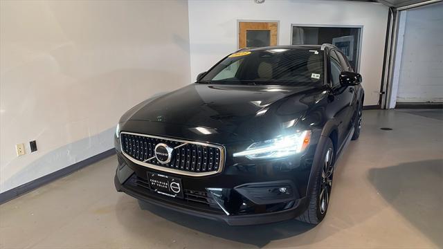 2023 volvo v60 cross country b5 ultimate