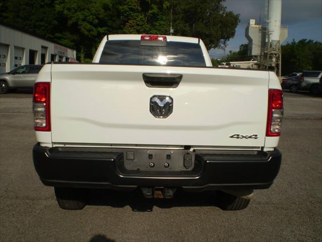 2022 ram 3500 tradesman crew cab 4x4 8' box