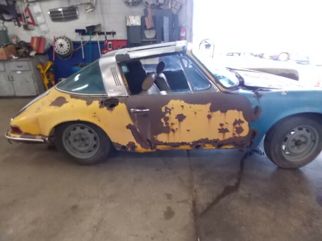 1972 porsche 911 targa restoration project with extra body shell