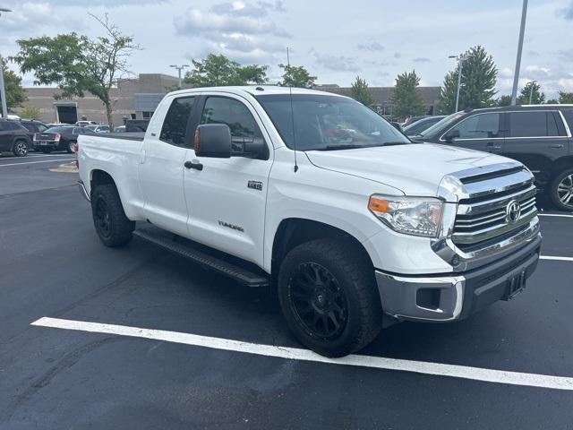 2016 toyota tundra sr5