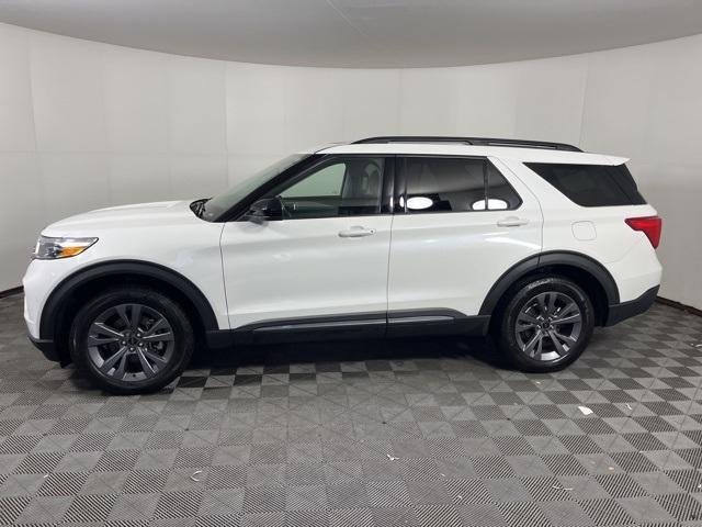 2022 ford explorer xlt