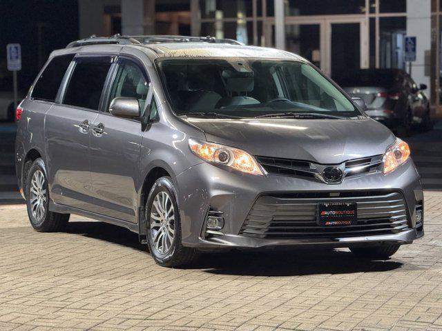 2020 toyota sienna xle