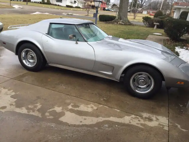 1977 corvette in great condition! runs great and looks great! vin:1237l7s408429