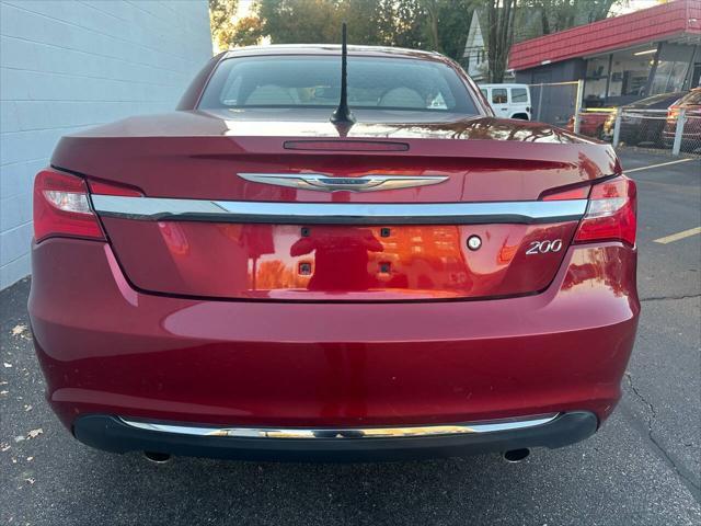 2013 chrysler 200 limited