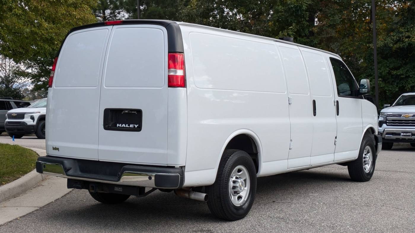 2020 chevrolet express 2500