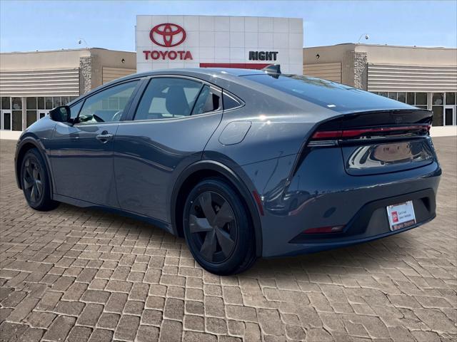 2023 toyota prius le