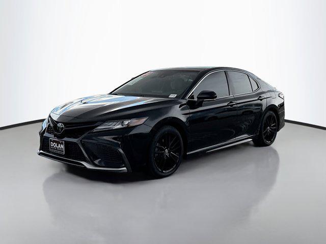 2022 toyota camry xse