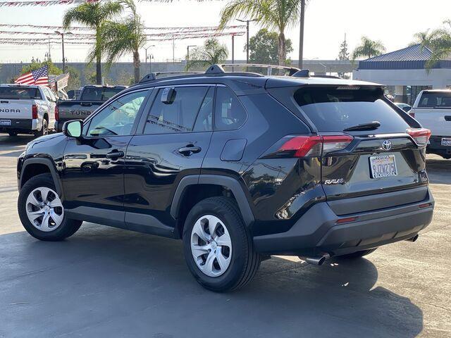 2019 toyota rav4 le