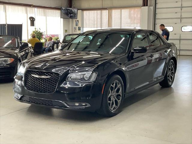 2016 chrysler 300 s