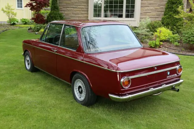 restored bmw 2002tii