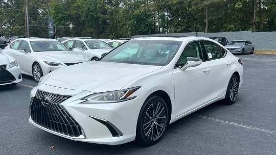 2025 Lexus ES