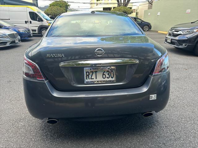 2012 nissan maxima sv