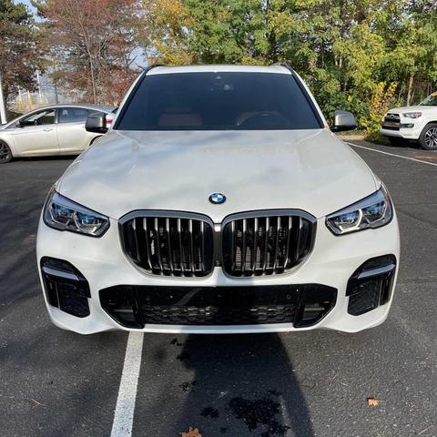 2022 bmw x5 m50i