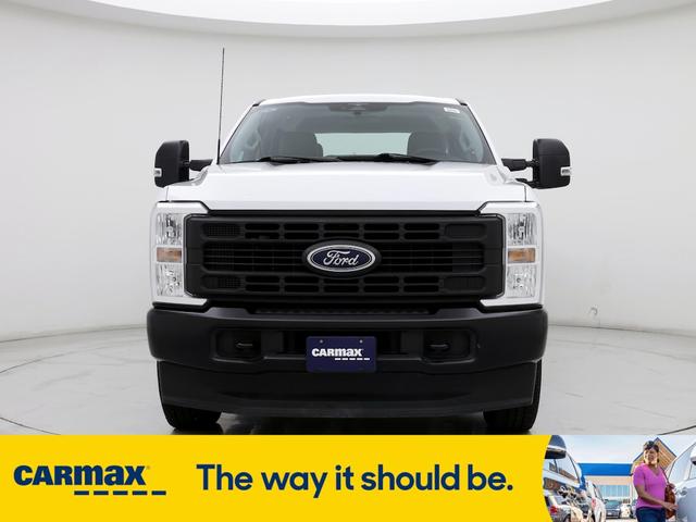 2023 ford f-350 xl