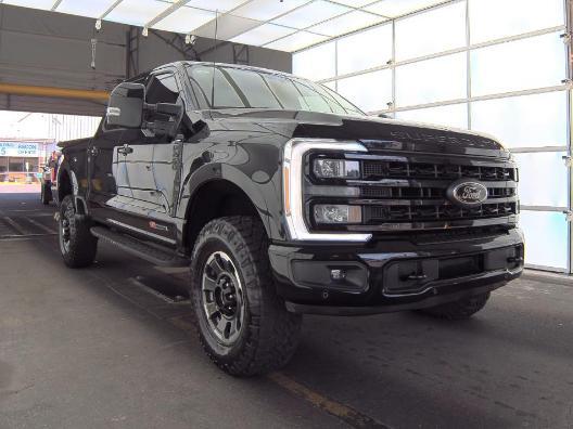 2023 ford f-250 lariat