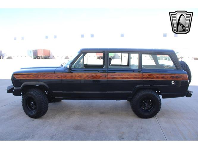 1990 jeep wagoneer in o'fallon, illinois