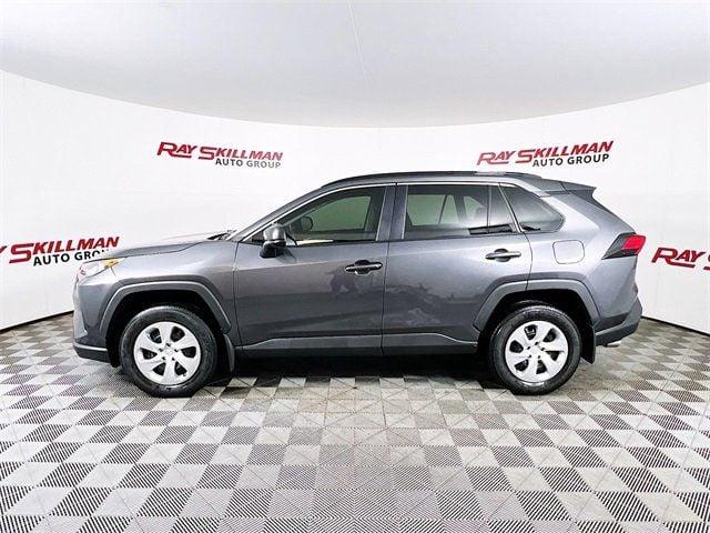 2021 toyota rav4 le in indianapolis, indiana