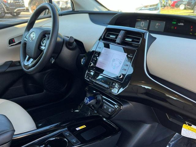 2021 toyota prius xle