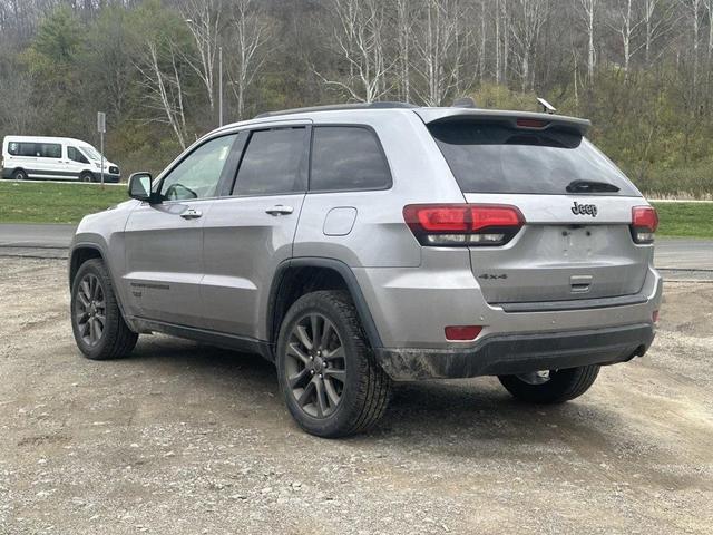 2017 jeep grand cherokee laredo