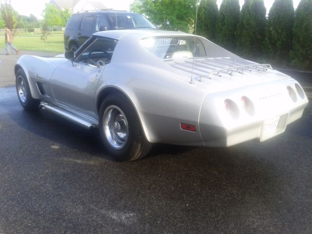 1974 corvette stingray silver on silver