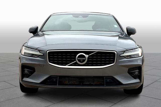 2019 volvo s60 t5 r-design