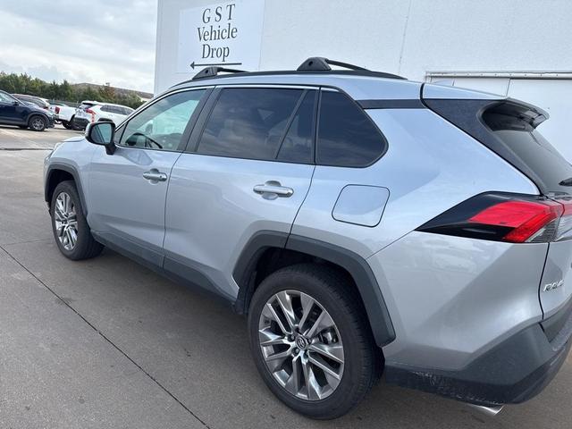 2020 toyota rav4 xle premium