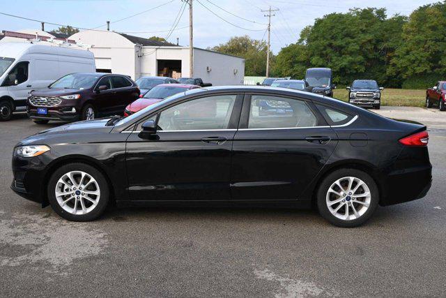 2020 ford fusion se