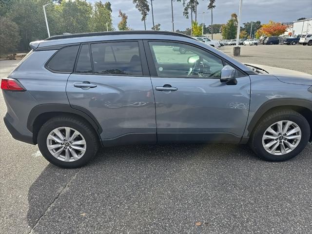 2023 toyota corolla cross le