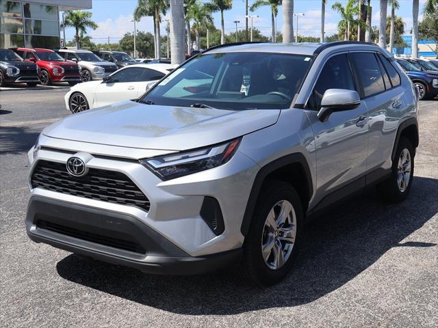 2022 toyota rav4 xle