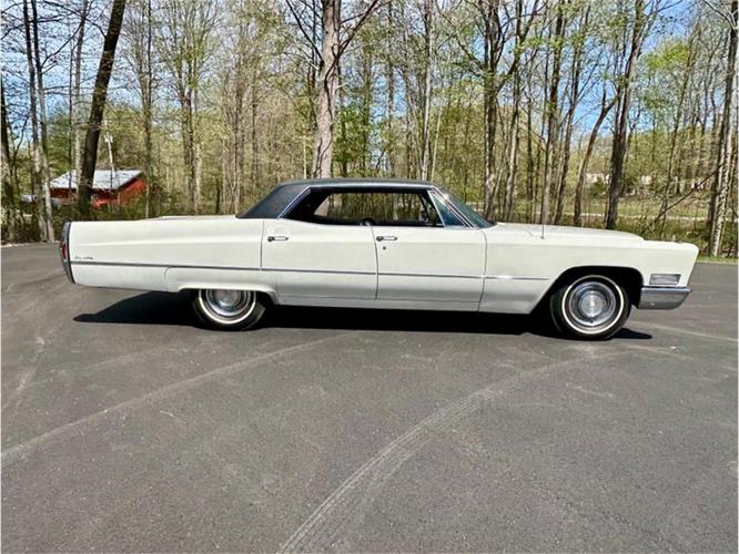 1968 cadillac sedan deville in saugatuck, michigan