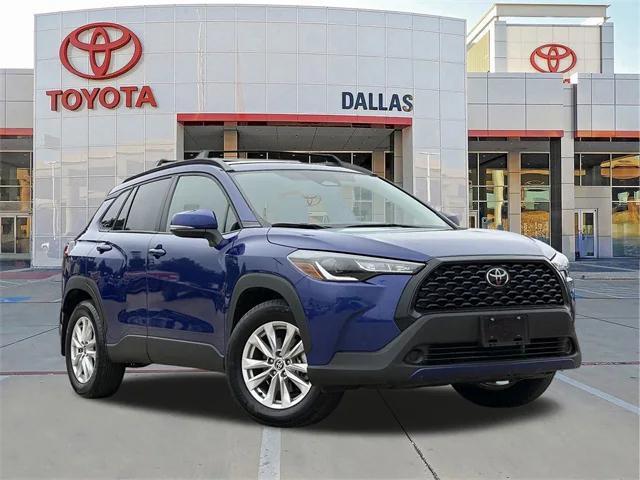 2023 toyota corolla cross le