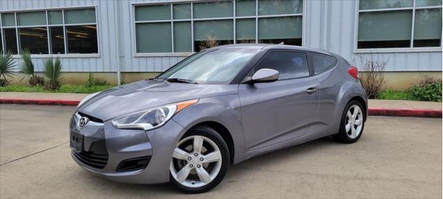 2013 hyundai veloster base