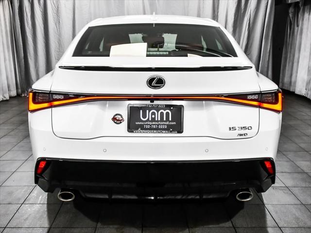 2022 lexus is 350 base
