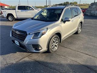 2023 Subaru Forester premium
