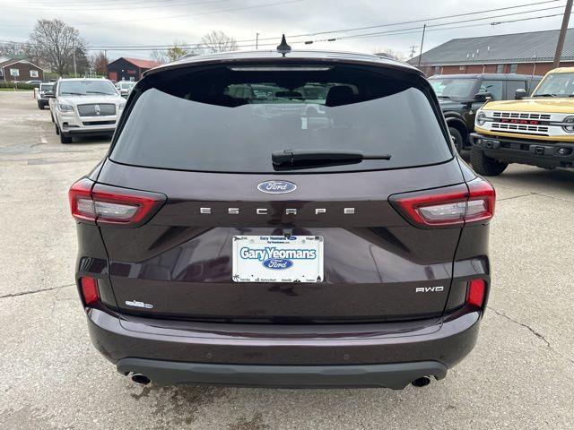 2023 ford escape st-line
