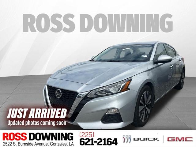 2022 nissan altima 2.5 sv