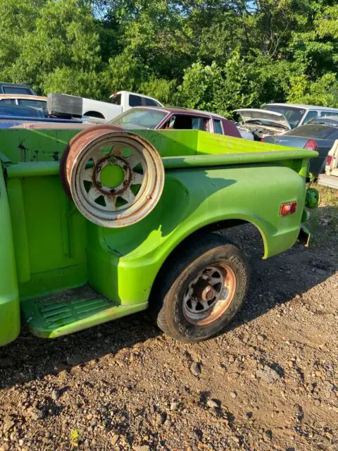 1969 chevrolet c10 pickup green rwd manual stepside