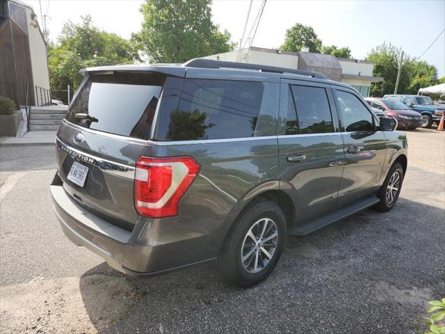 2018 ford expedition xlt
