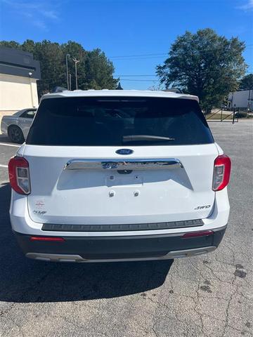2023 ford explorer xlt