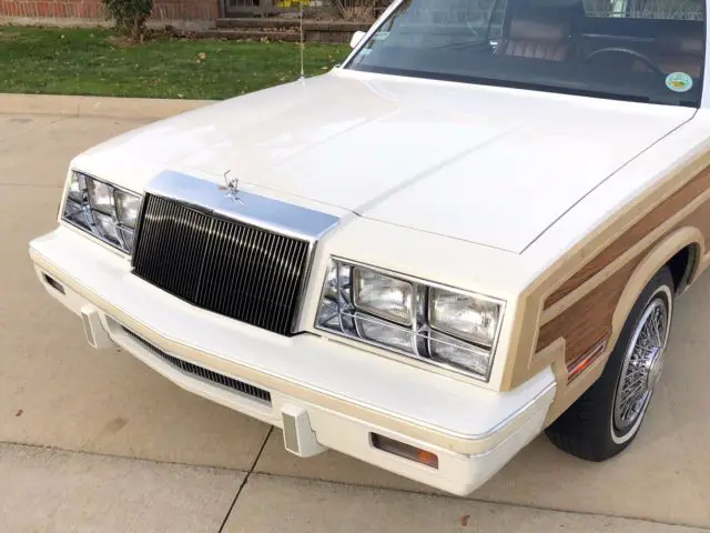1984 chrysler lebaron town & country - 53k miles - leather interior - all orig