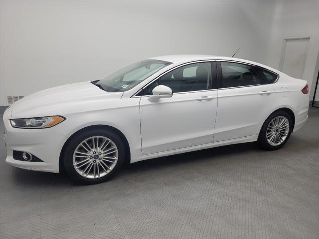 2016 ford fusion se