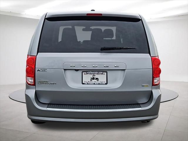 2019 dodge grand caravan se