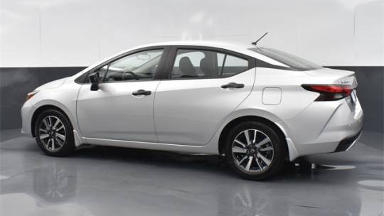 2024 Nissan Versa 1.6 s