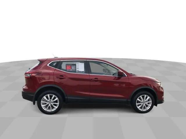 2021 nissan rogue sport s