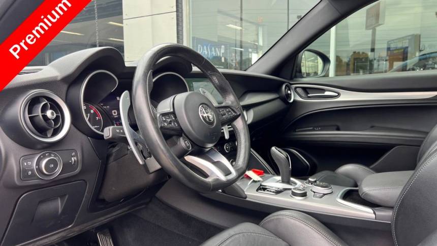 2022 alfa romeo stelvio veloce